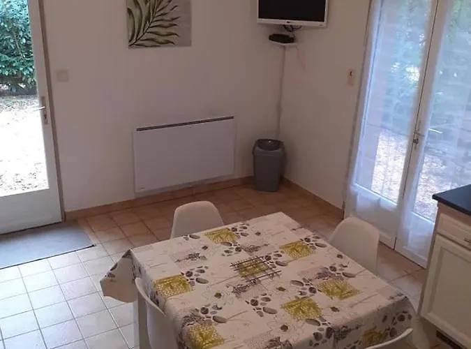 Du Bois De Bontemps Sarlat-la-Caneda