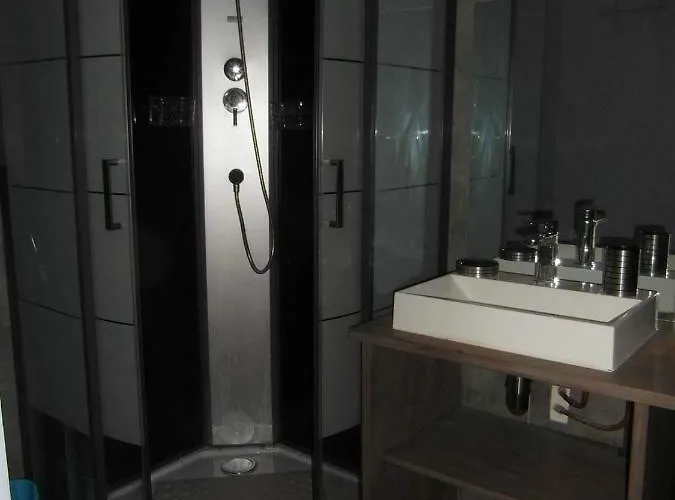 Holiday home Du Bois De Bontemps Sarlat-la-Caneda